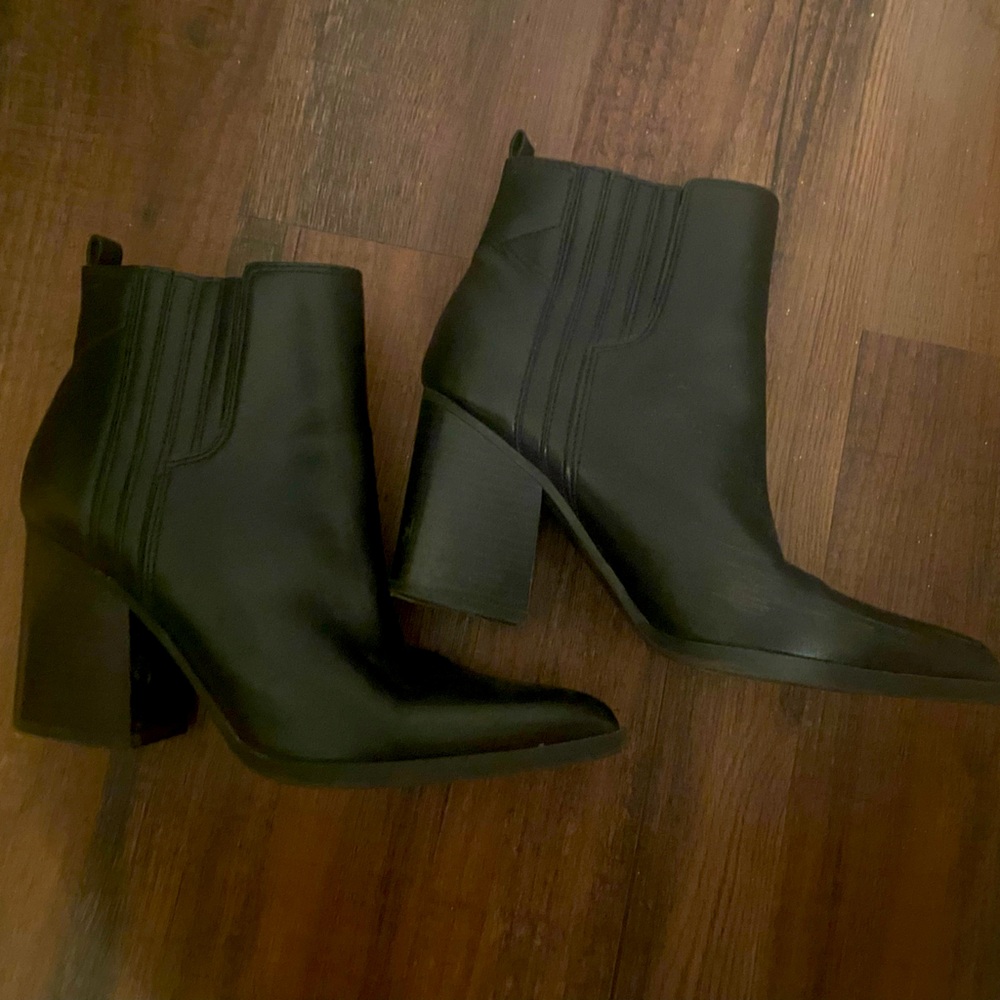 Nine West Chunky Heel Dress Boots With Pointed Toe - image 1